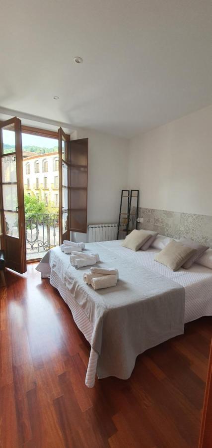 El Mussol De La Vila Camprodon, Balconets Amb Vistes A La Placa Εξωτερικό φωτογραφία
